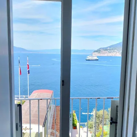 Sea & Sun * Σορέντο